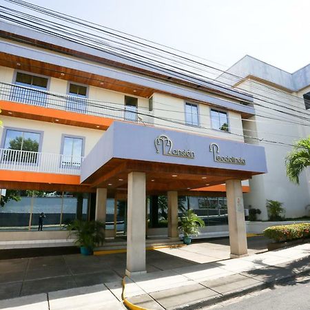 Hotel Mansion Teodolinda Managua Esterno foto