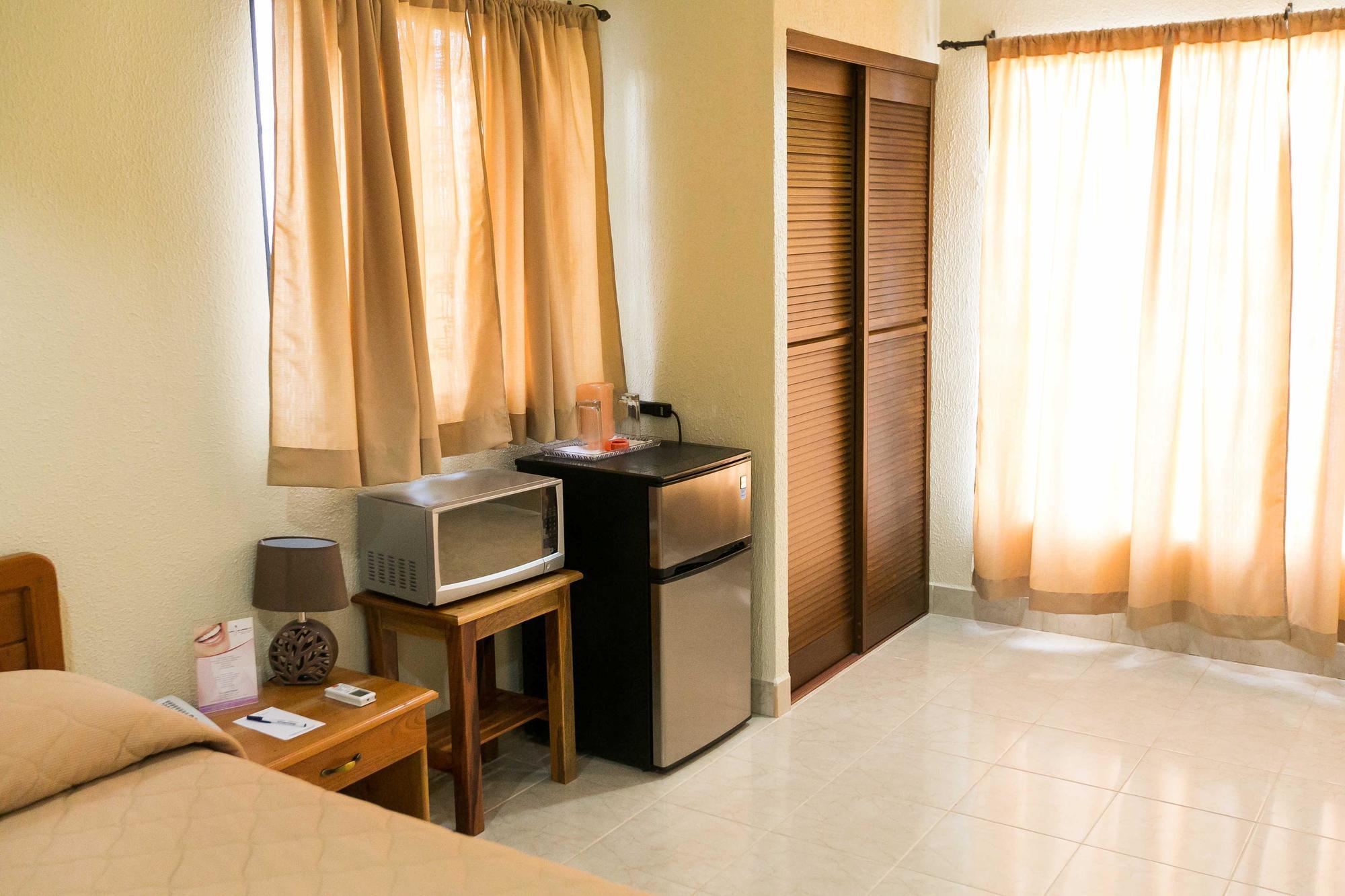 Hotel Mansion Teodolinda Managua Esterno foto
