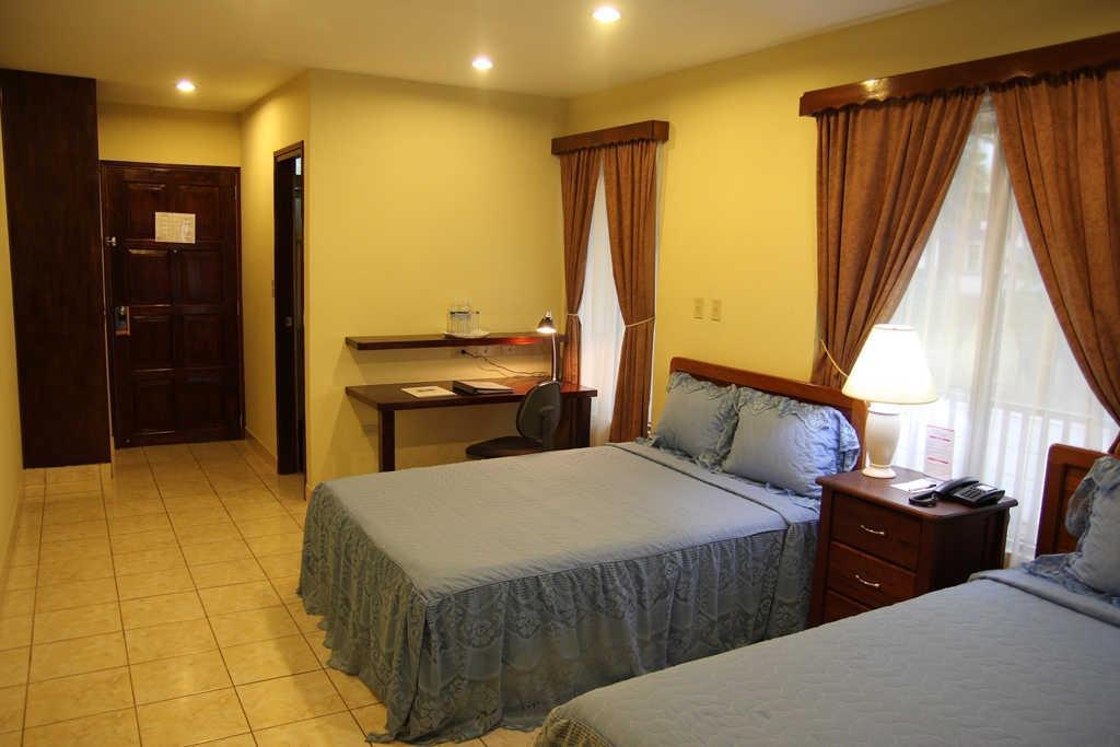 Hotel Mansion Teodolinda Managua Esterno foto