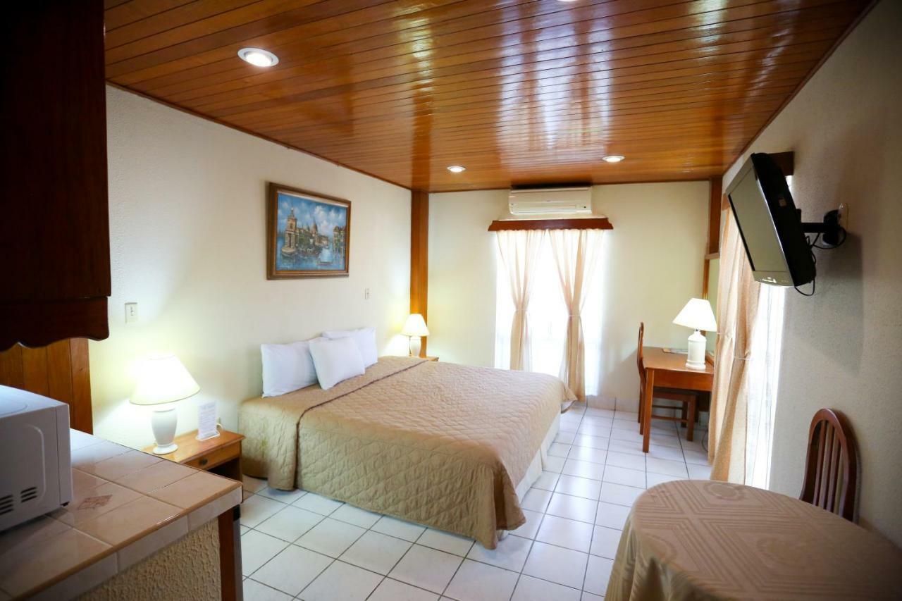 Hotel Mansion Teodolinda Managua Esterno foto