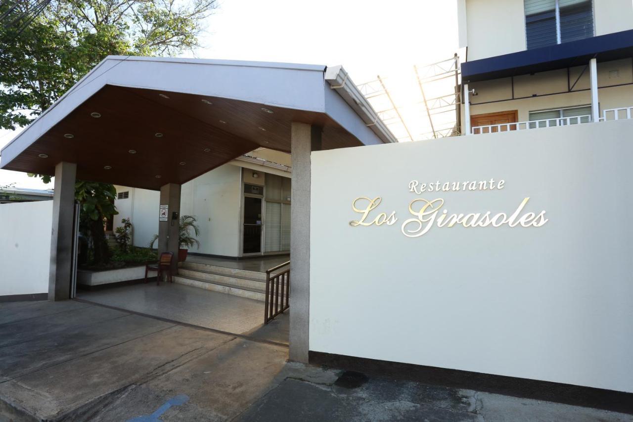 Hotel Mansion Teodolinda Managua Esterno foto