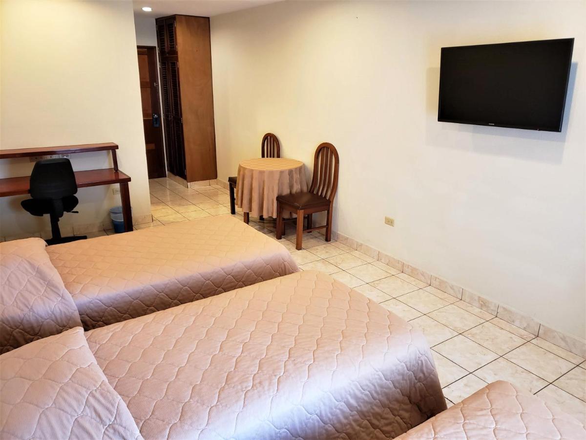 Hotel Mansion Teodolinda Managua Esterno foto
